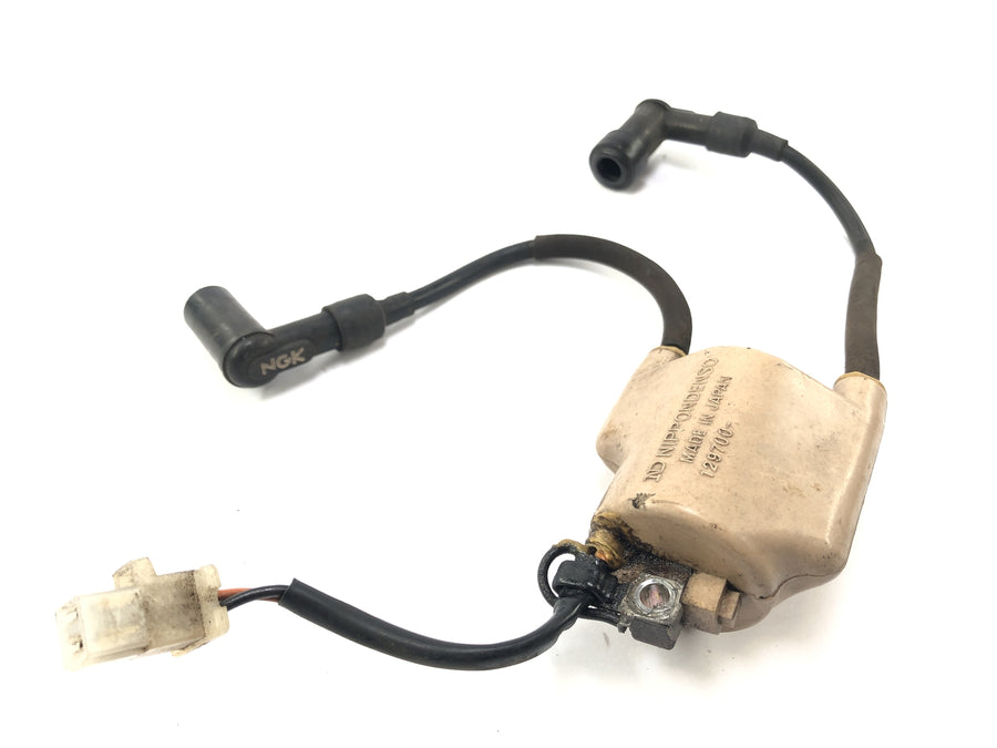 Yamaha RD 350 YPVS 31K [1984] - Zündspule mit Stecker