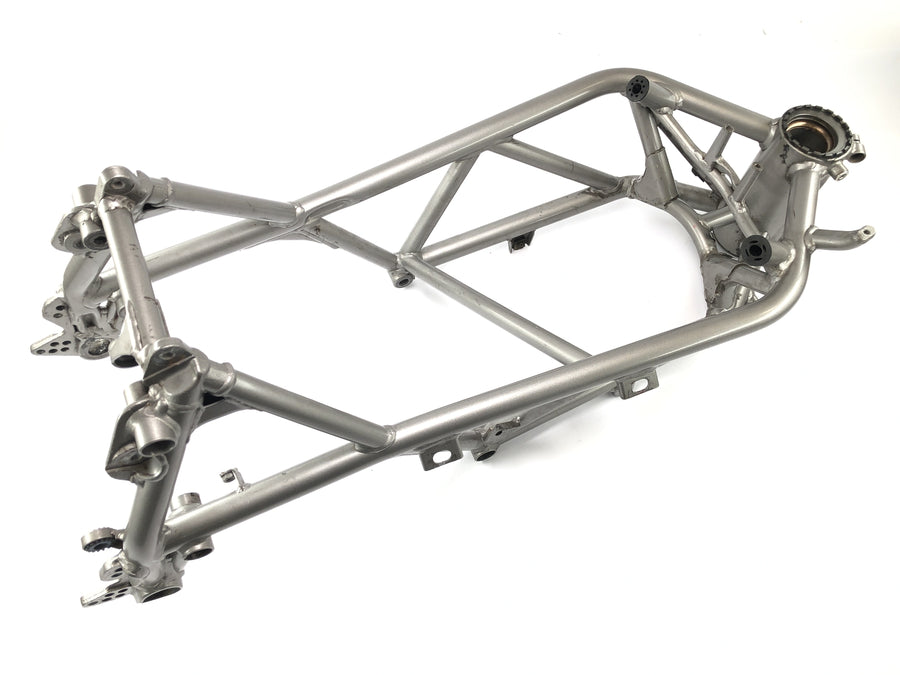 Ducati 999 H4 [2003] - Kehys papereilla