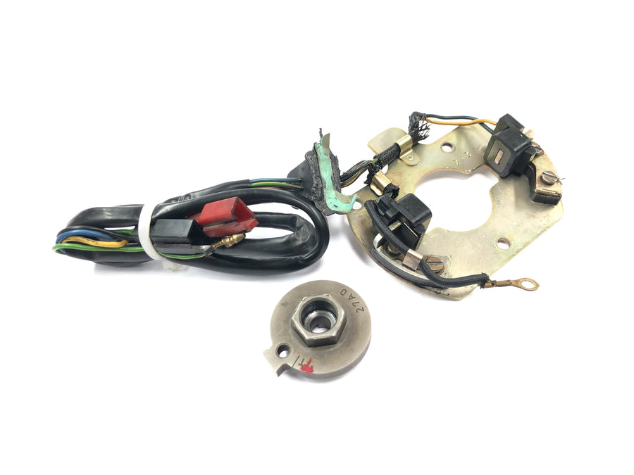 Suzuki GSX R 1100 GU74C [1987] - Pick-up sensor ignition pulse generator ignition sensor ignition