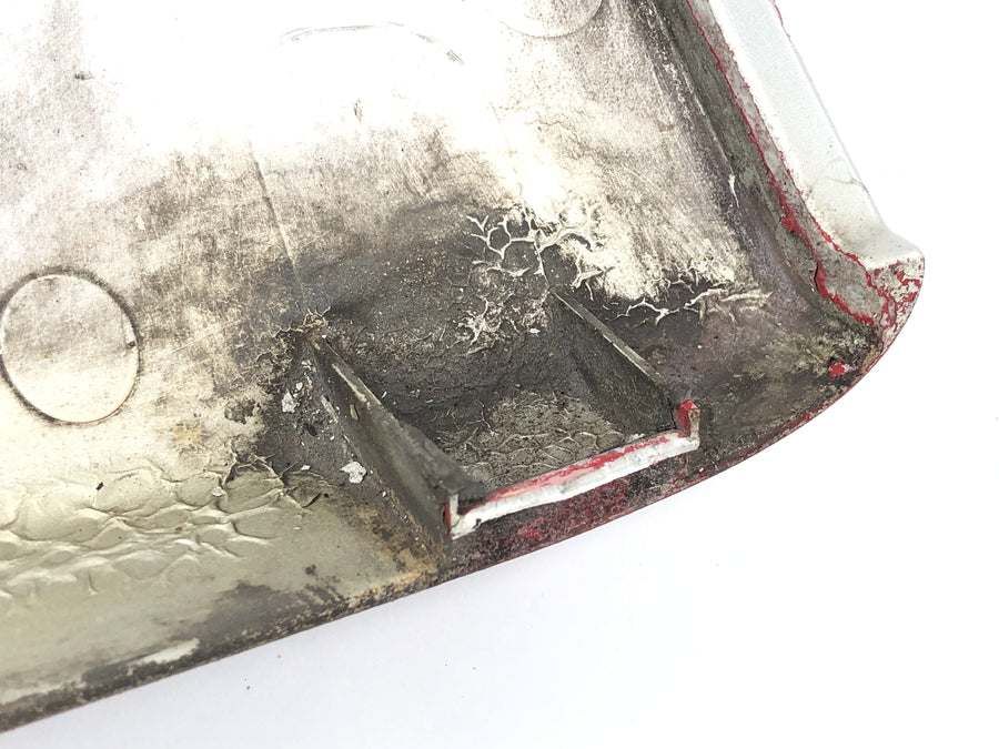 Ducati 999 H4 [2003] - Seitenverkleidung Unterteil links Haltenase abgebrochen
