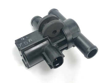 Suzuki GSF 1250 SA Bandit WVCH [2007] - Tyhjiöventtiilin ohjausventtiilin solenoidiventtiili