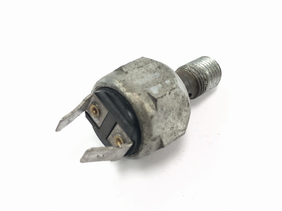 Moto Guzzi V65 Custom [1985] - Rear brake light switch