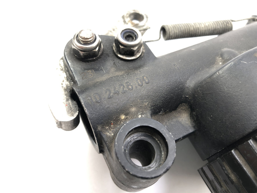 Moto Guzzi V 1000 VG [1980] - Jarrupumppu takana