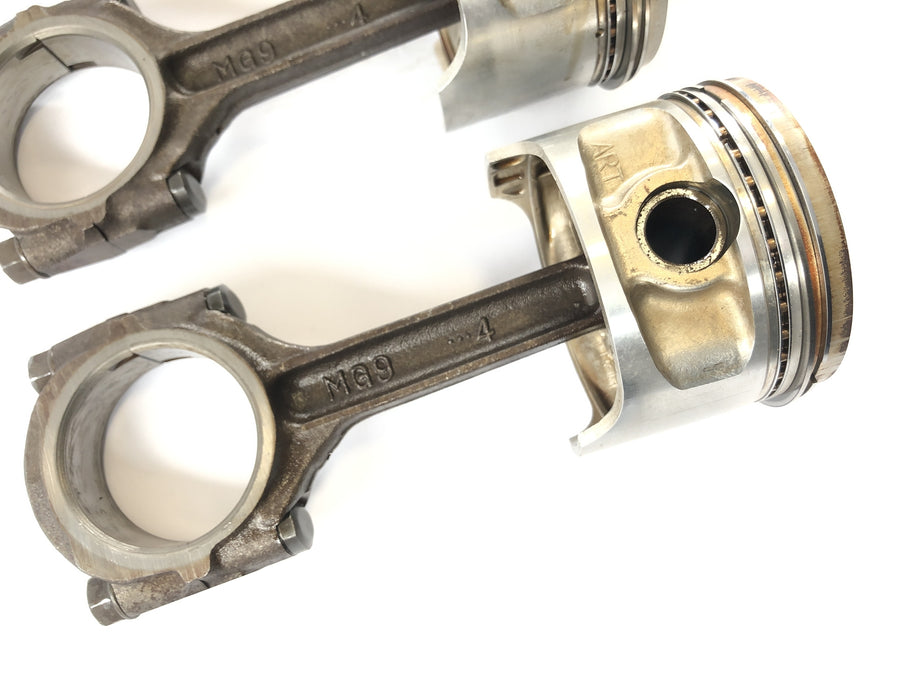 Honda Goldwing GL 1200 [SC14] - piston with connecting rod set
