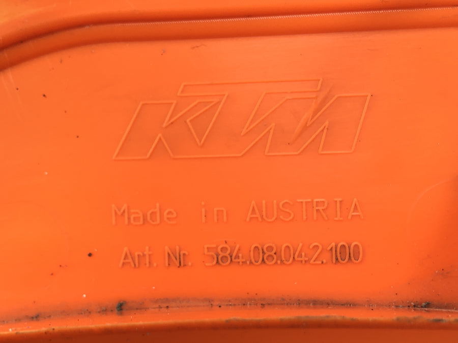 KTM LC4 640 EGS [2004] - Side -verhous Oikea verhous