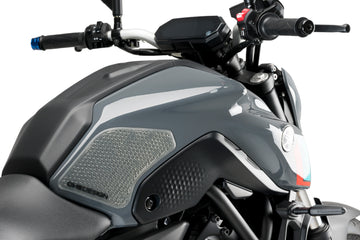 YAMAHA MT-07 [2023] – Sivutankin suojat – Musta
