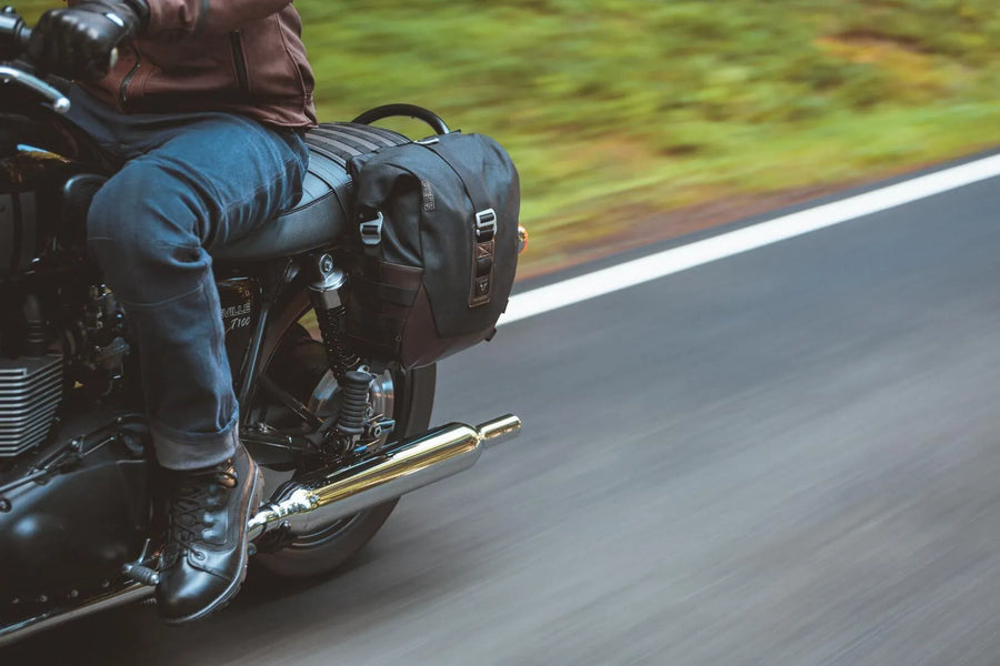 Triumph Street Twin 900 [SW-MOTECH] -LEgend Side Pocket System LC