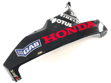 Honda CBR 1000 RR SC57 [2006] - Verhoilut alapuolen verhous oikealla