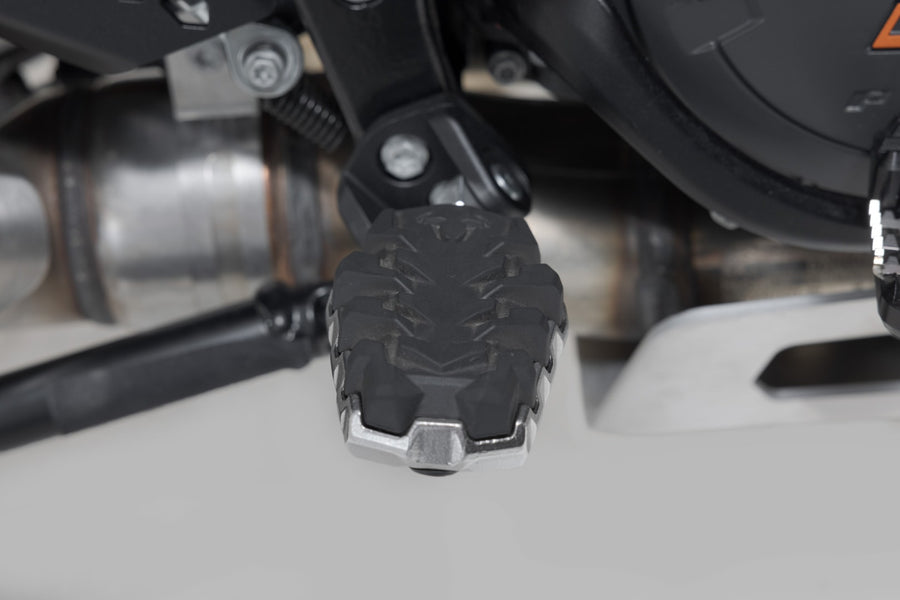 KTM 1390 Super Adventure S [2025-2026] - EVO footrest kit – picture 4