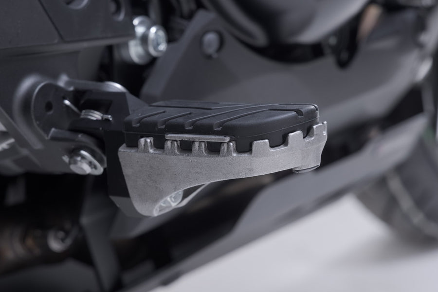 Kawasaki Versys 1100 [2025-2026] - ION jalkatukisarja musta – kuva 5