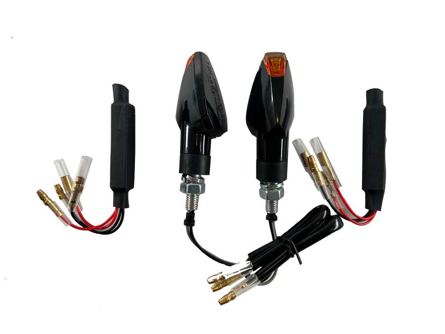 2 LED Blinker Schwarz Widerstände [E-Prüfzeichen] - Triumph Trident 660