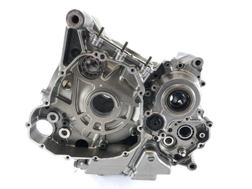 Suzuki DL 1000 V -strom [2006] - moottorin kotelo tyhjä kotelo - 0