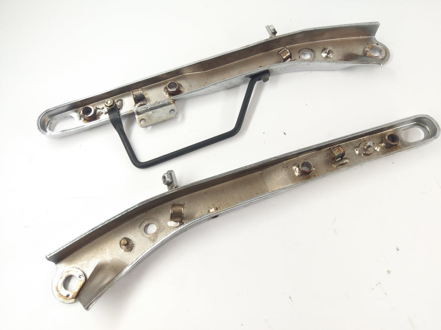 Honda VT 1100 SC32 [1999] - Chrome Struts vasemmalle ja oikealle