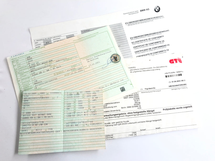 BMW F 800 ST [2006] - Kehys paperilla onnettomuus - vapaa