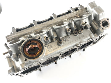 Yamaha YZF R6 RJ03 [2000] - Sylinterin pää - 0