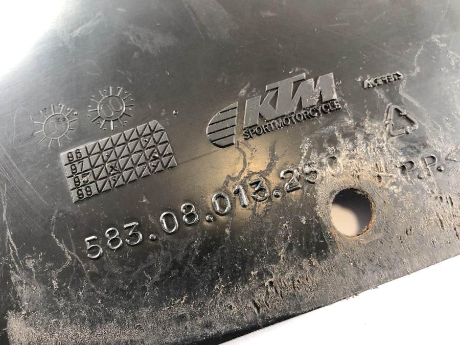 KTM 640 LC4 Prestige [2003] - Spot Protection