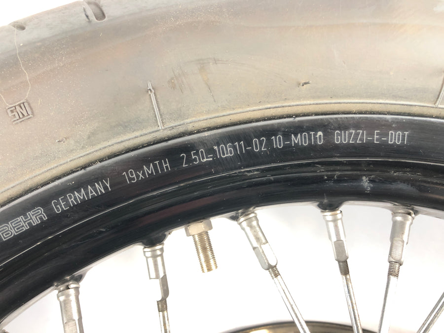 Moto Guzzi Stelvio 1200 8V [2011] - etupyörän vanteen yksityiskohta näkymä