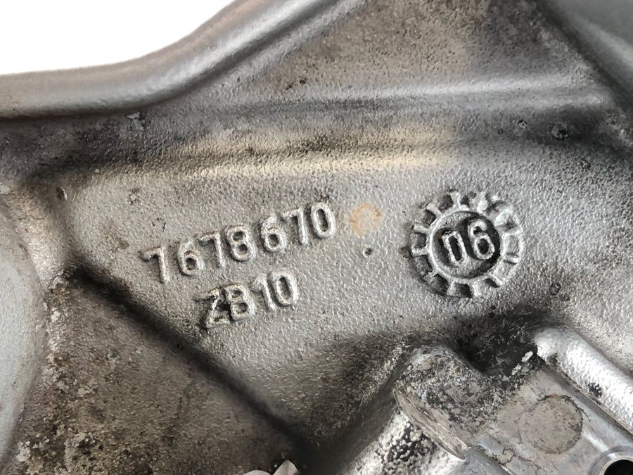 BMW F 800 S [2007] - Jalatuki oikealla puolella ja jarrupolkimella