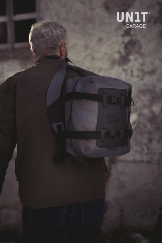 BMW R nineT 1200 Scrambler [2016-2023] - Khali 17L Tankrucksack und Mehrzweckrucksack aus TPU
